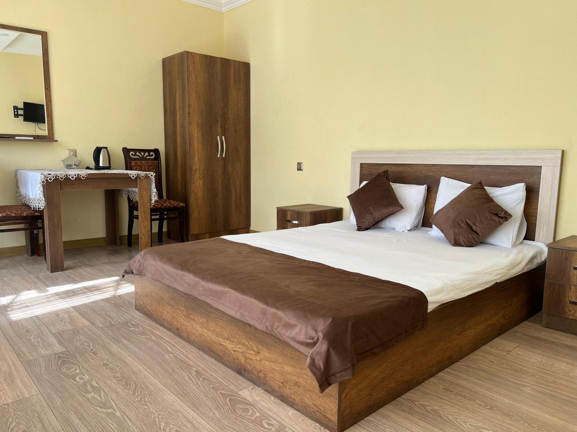 Rahat Hotel Гянджа Экстерьер фото